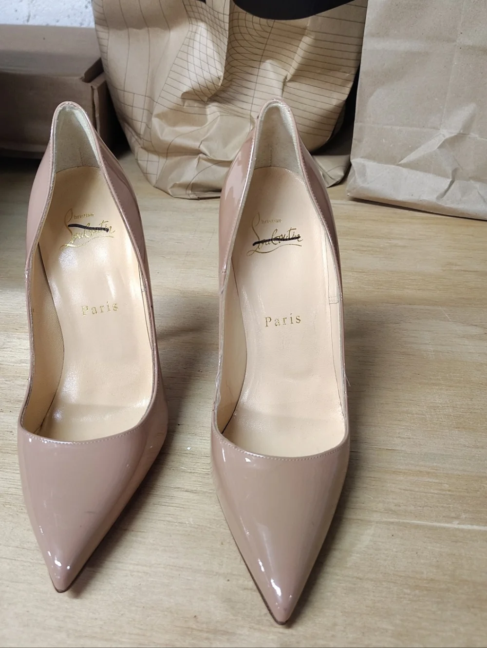 Christian Louboutin Pigalle Follies 100 Pointed Toe Patent 37 - Picture 1 of 6